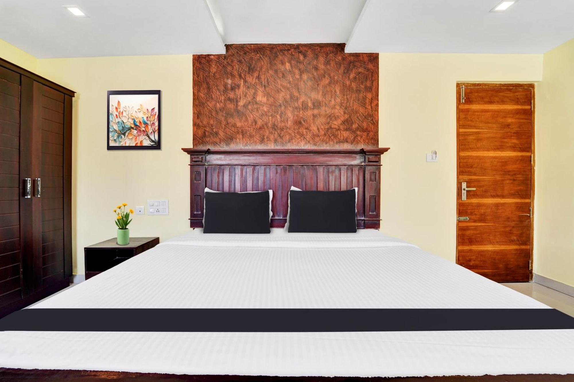 Super Townhouse Ernakulam North Hotel Kochi Kültér fotó
