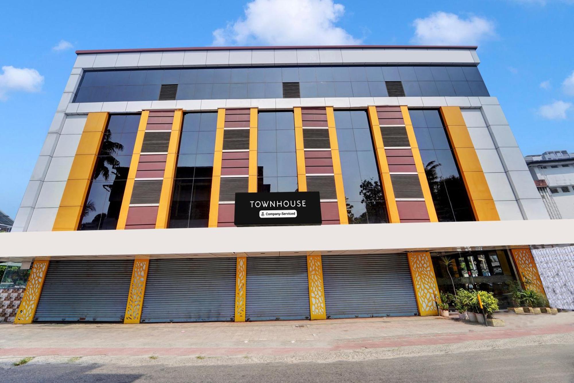 Super Townhouse Ernakulam North Hotel Kochi Kültér fotó
