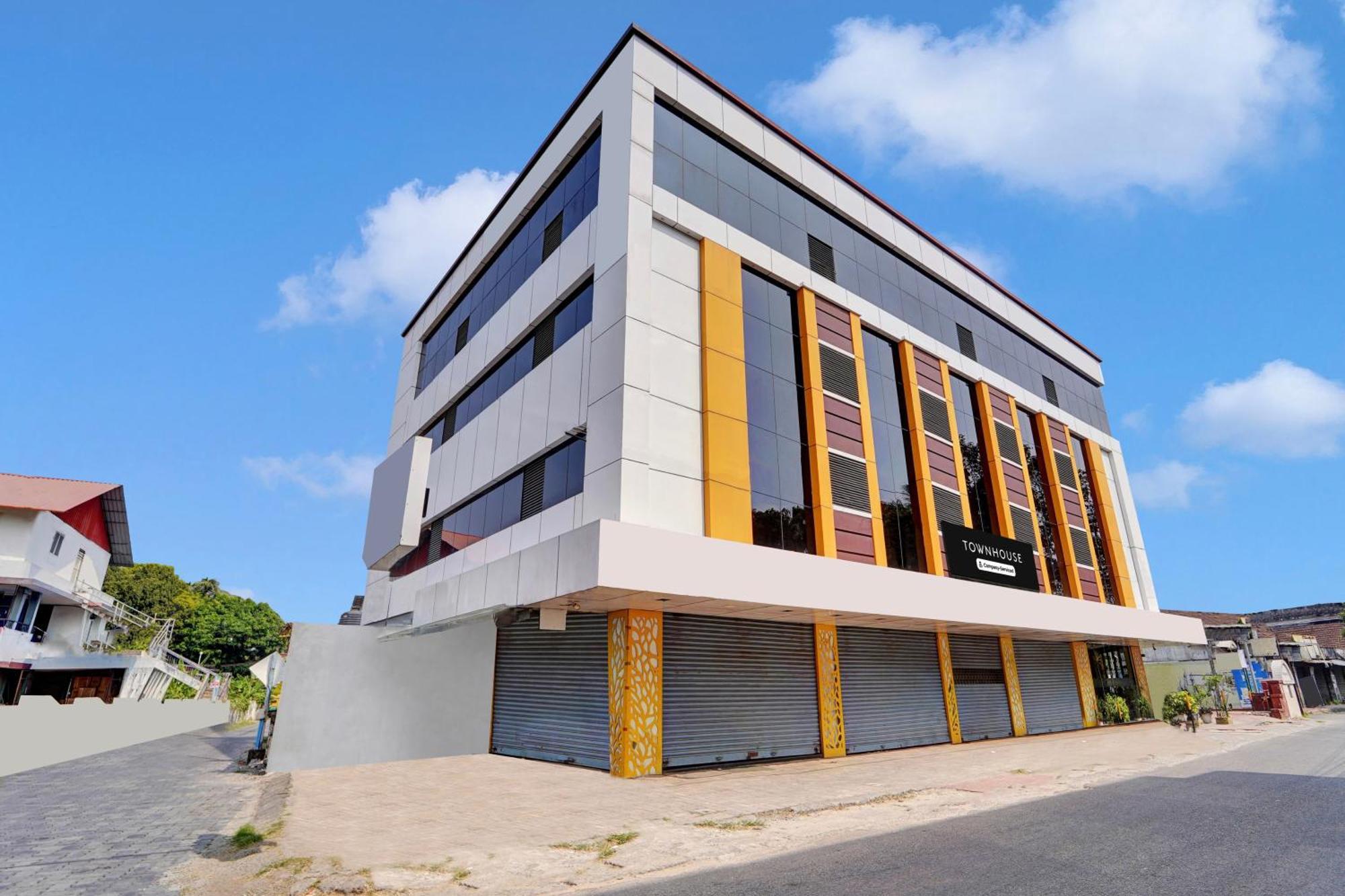 Super Townhouse Ernakulam North Hotel Kochi Kültér fotó